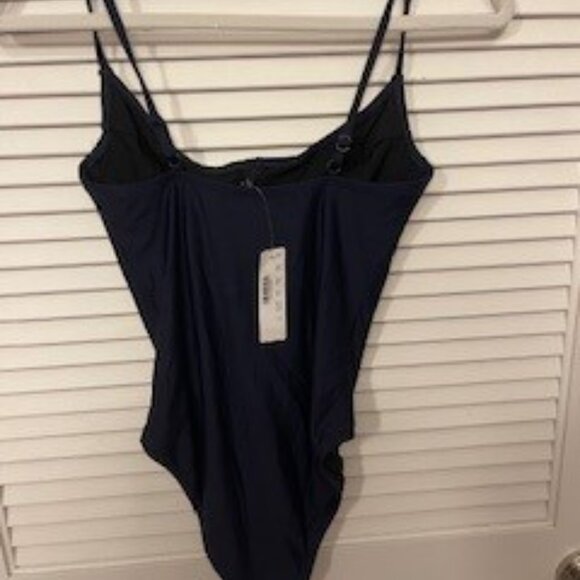 J. Crew- Women's 1993 underwire one-piece swimsuit- NWT Size 6 - Picture 7 of 10